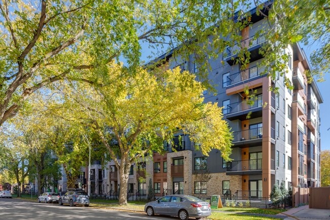 Building Photo - Abbey Park Residences