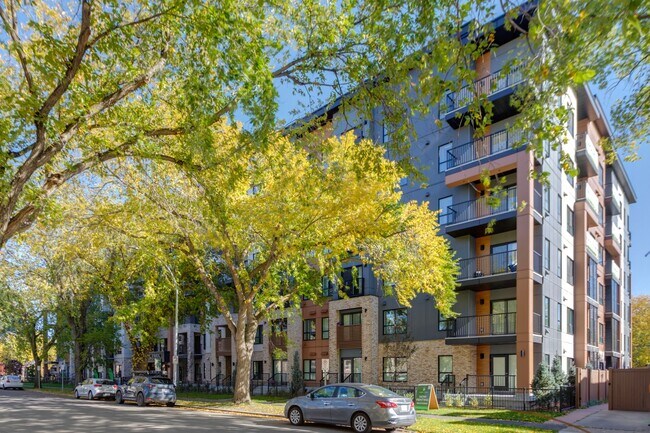 Photo du bâtiment - Abbey Park Residences