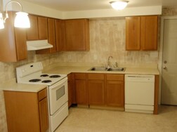 Foto del edificio - 808 Smits St