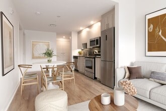 Building Photo - 30 Bd Saint-Joseph E