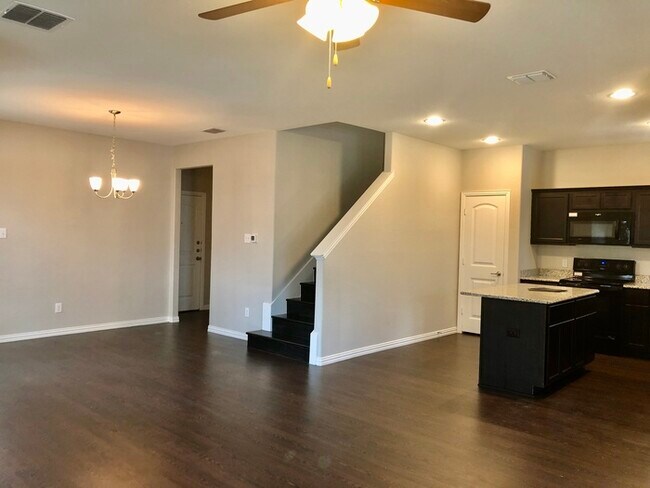 Building Photo - 281 Wrangler Ave , Forney TX 75126