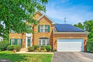 Building Photo - 8314 Sunnybrook Ct