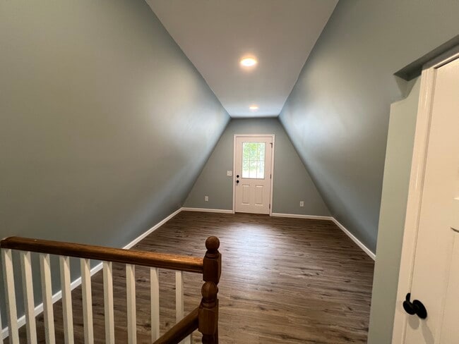 Foto del edificio - 12 Swiss Dr