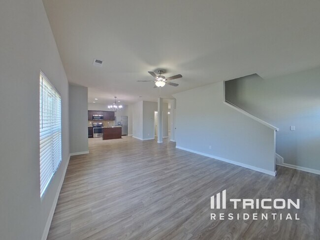 Building Photo - 2101 Pomerol Dr