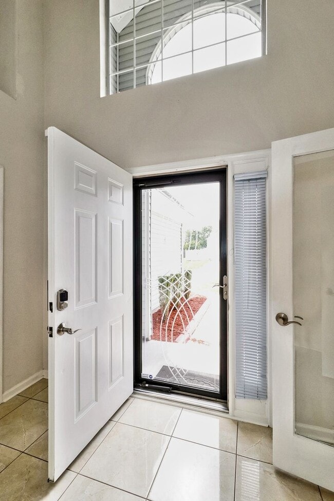 Building Photo - Beautiful 5 bedroom home in Grassfield Area of Chesapeake, VA