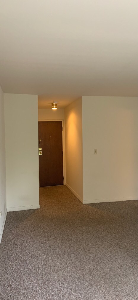 Building Photo - 520 N Genesee St