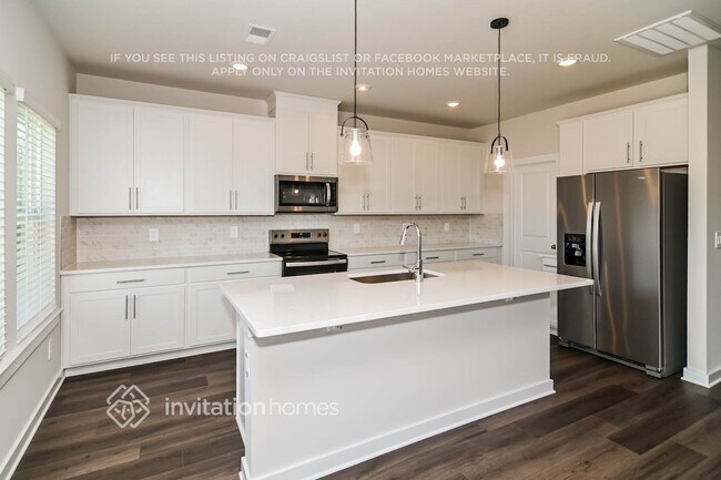 Foto del edificio - 1211 Bluffton Cir