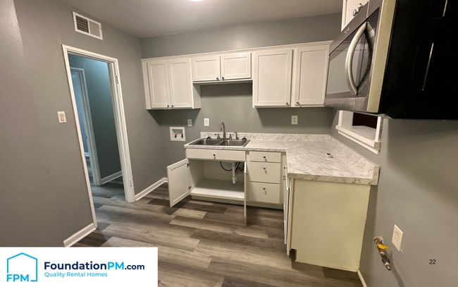 Photo - 3767 Philsdale Ave House