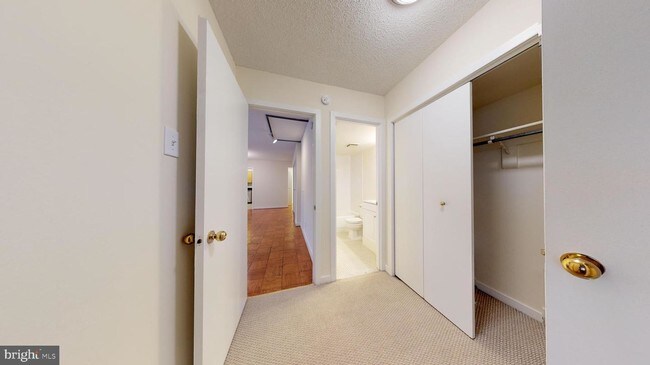 Foto del edificio - 2501 K St NW
