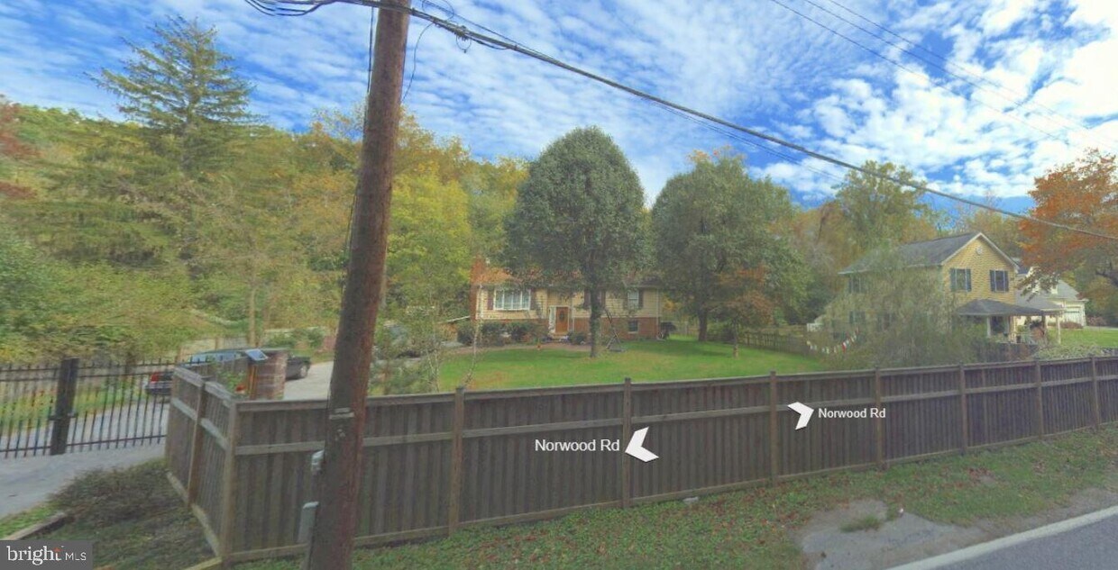 Primary Photo - 17627 Norwood Rd