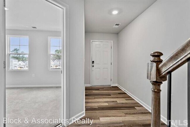 Foto del edificio - 3 br, 3.5 bath House - 1807 Joscara Bend