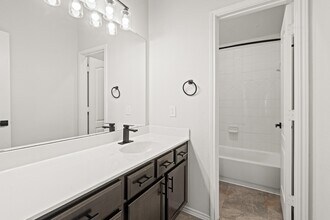 Building Photo - 21215 Catalina Palm Dr