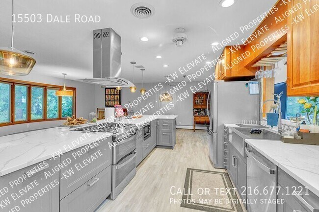 Foto del edificio - 15503 Dale Rd