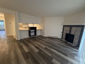 414 W Beaver Creek Blvd