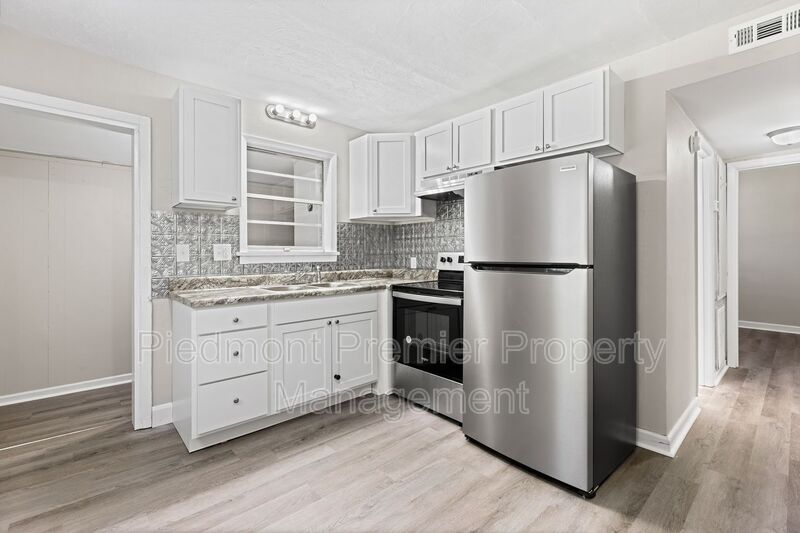 Foto principal - 500 Bethania-Rural Hall Rd