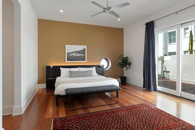 Foto del edificio - 822 Perdido St