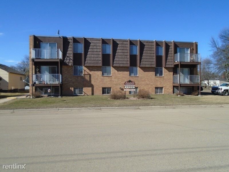 Primary Photo - 303 12th St N