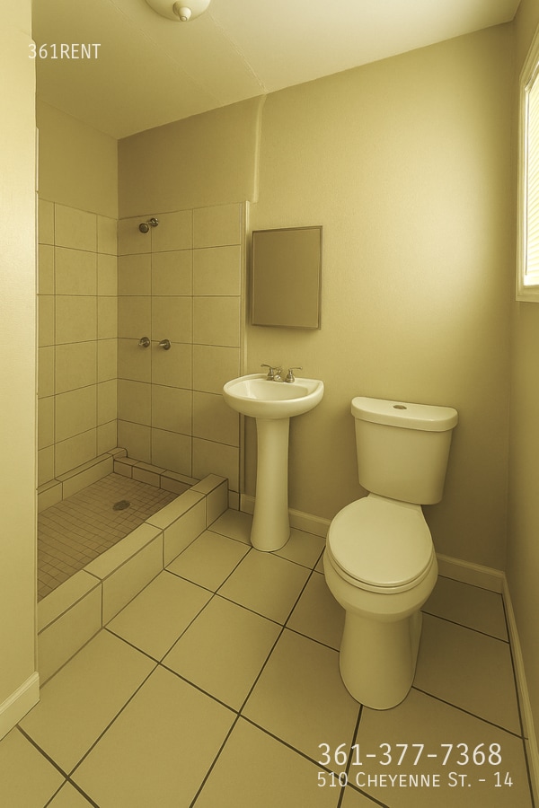 Building Photo - 510 Cheyenne St