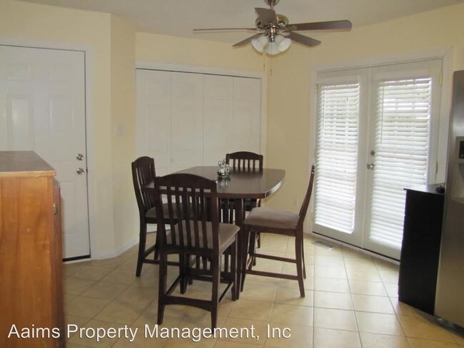 Foto del edificio - 4212 Haskell Dr
