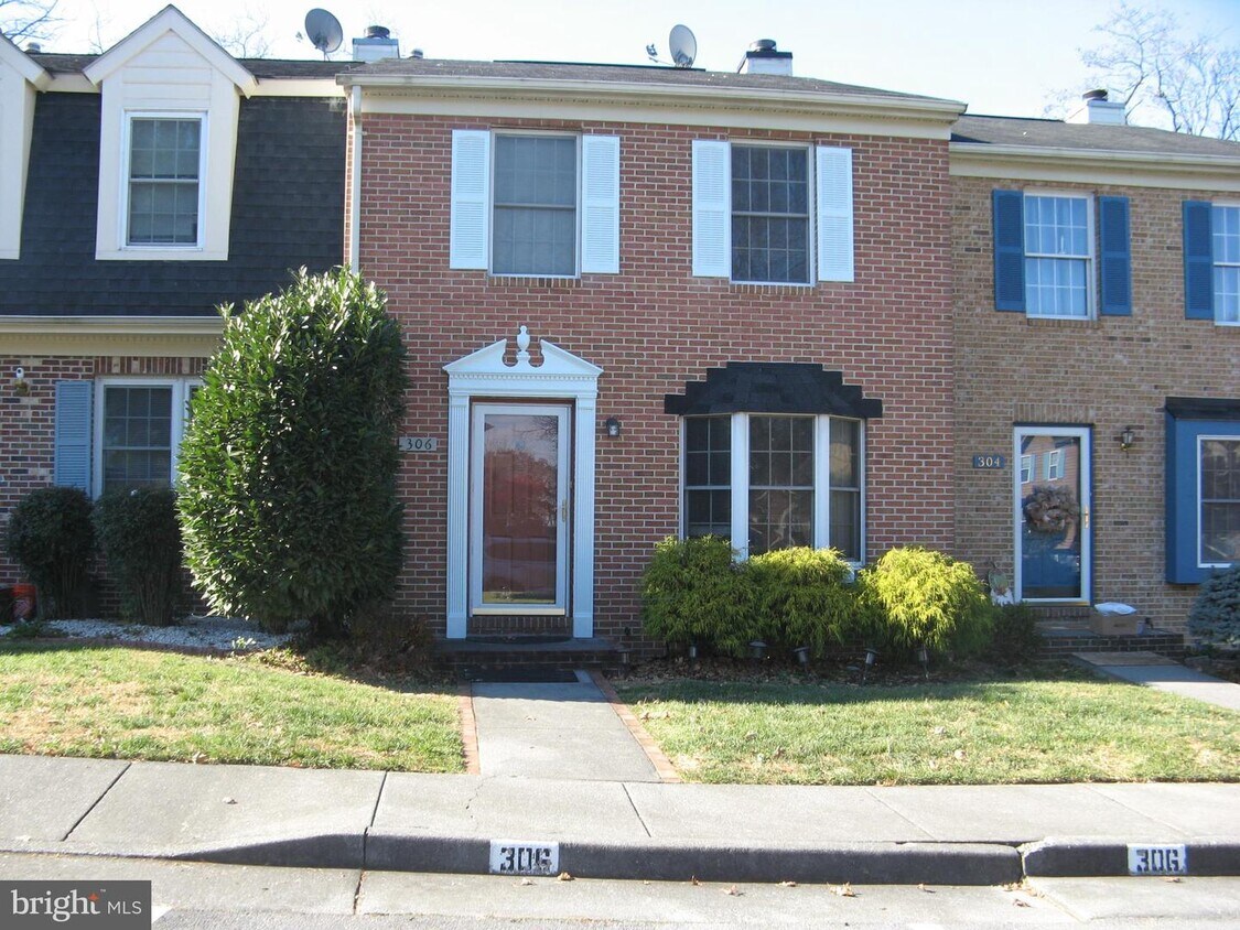 306 Tudor Dr, Winchester, VA 22603 Townhome Rentals in Winchester VA