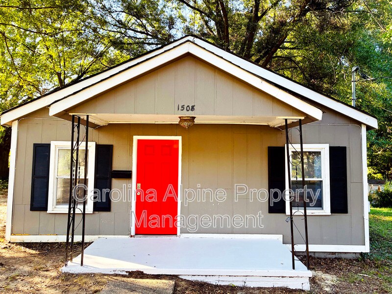 Foto principal - 1508 W Walnut Ave