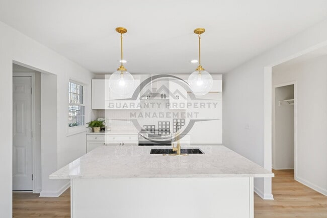 Building Photo - 2343 Derby Dr