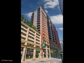 Building Photo - 212 W Washington St