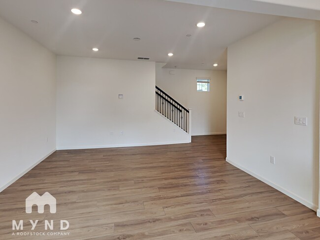 Building Photo - 2172 Brave Hawk Loop
