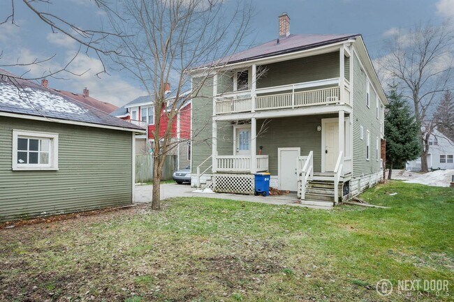 Foto del edificio - 1654 Alpine Ave NW