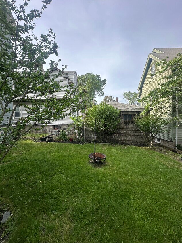Primary Photo - 31 Hobson St