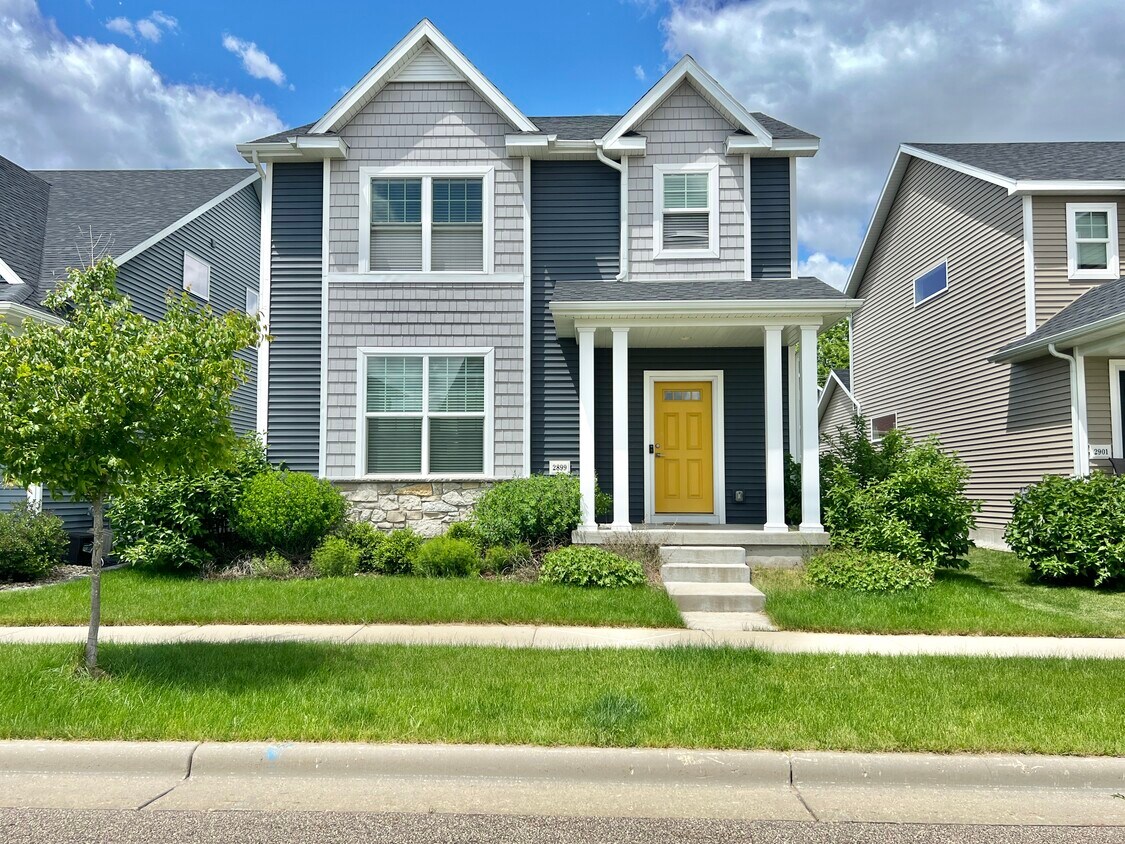 Primary Photo - 2899 Bulwer Ln