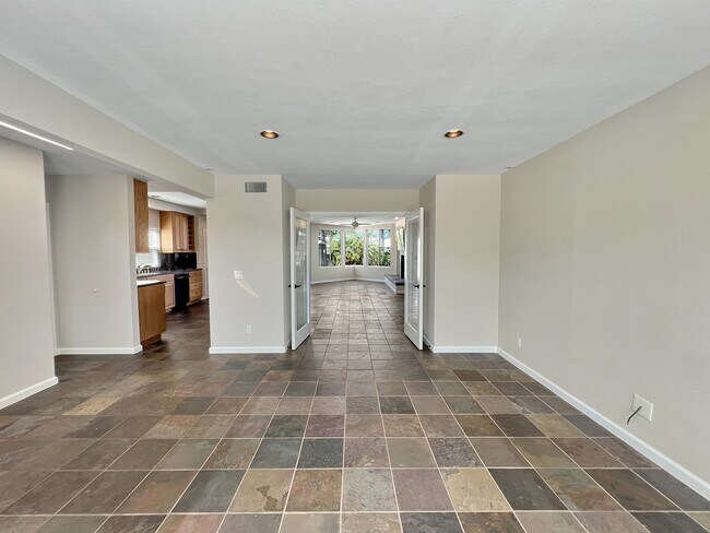 Foto del edificio - 3840 Talbot St