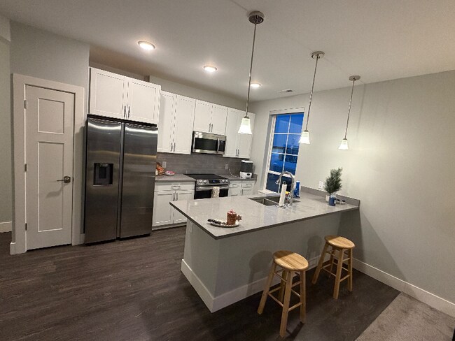 Foto del edificio - 8700 E 116th St