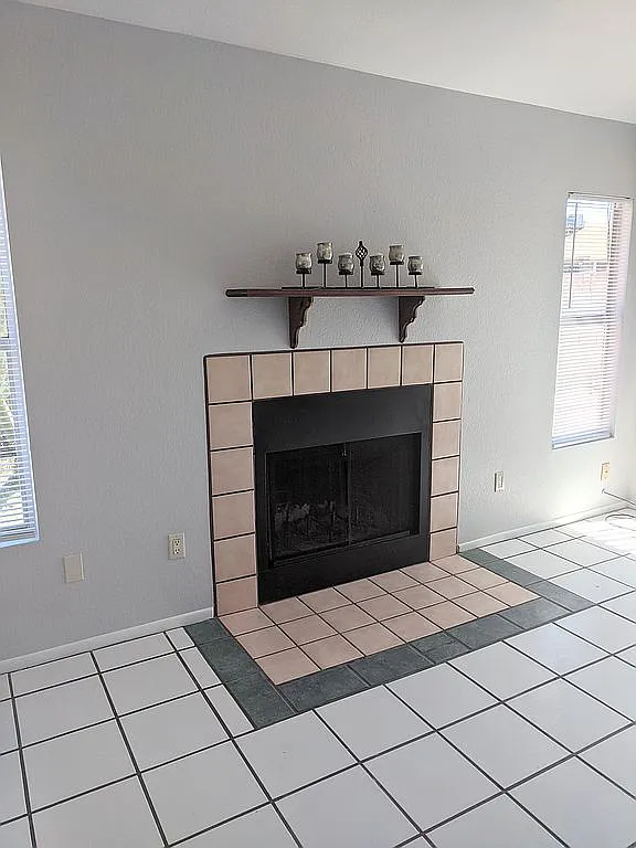 Building Photo - 5273 W Wood Owl Dr