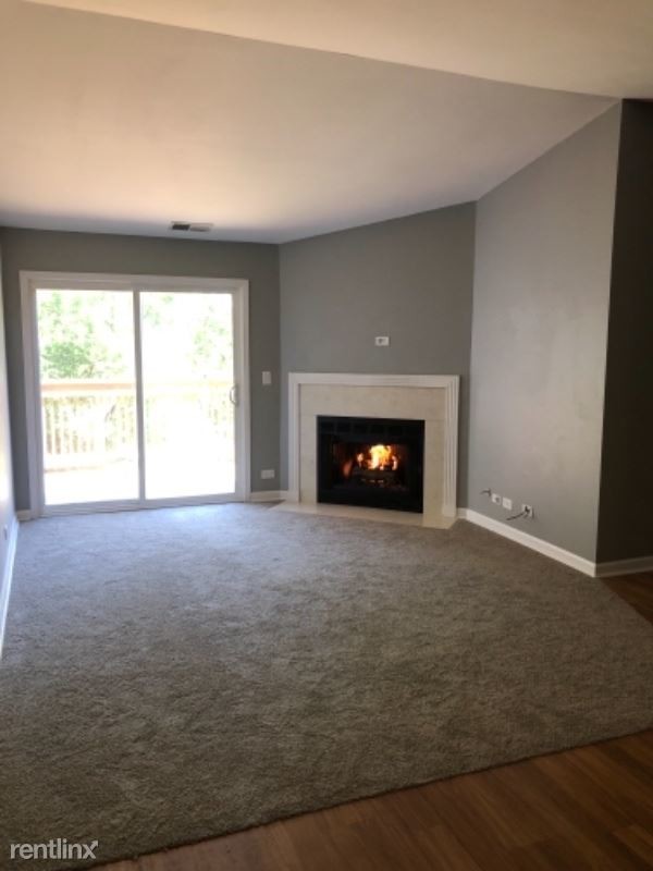 Primary Photo - 93 Midhurst Ct