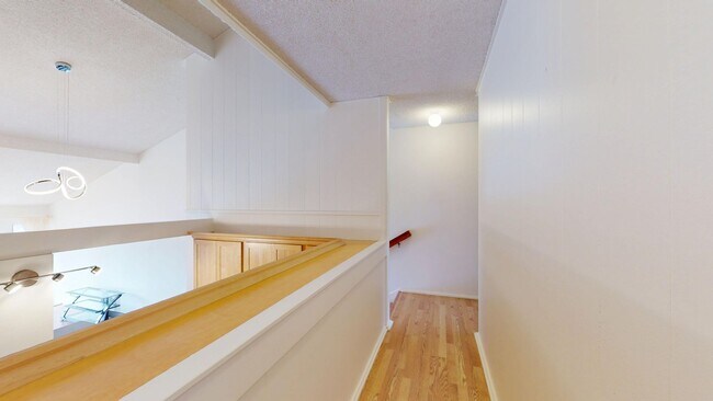 Foto del edificio - Spacious 3-Bedroom, 2-Bath Townhouse in Gr...