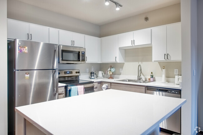 1BR, 1BA - 566SF - Kitchen - Palisade