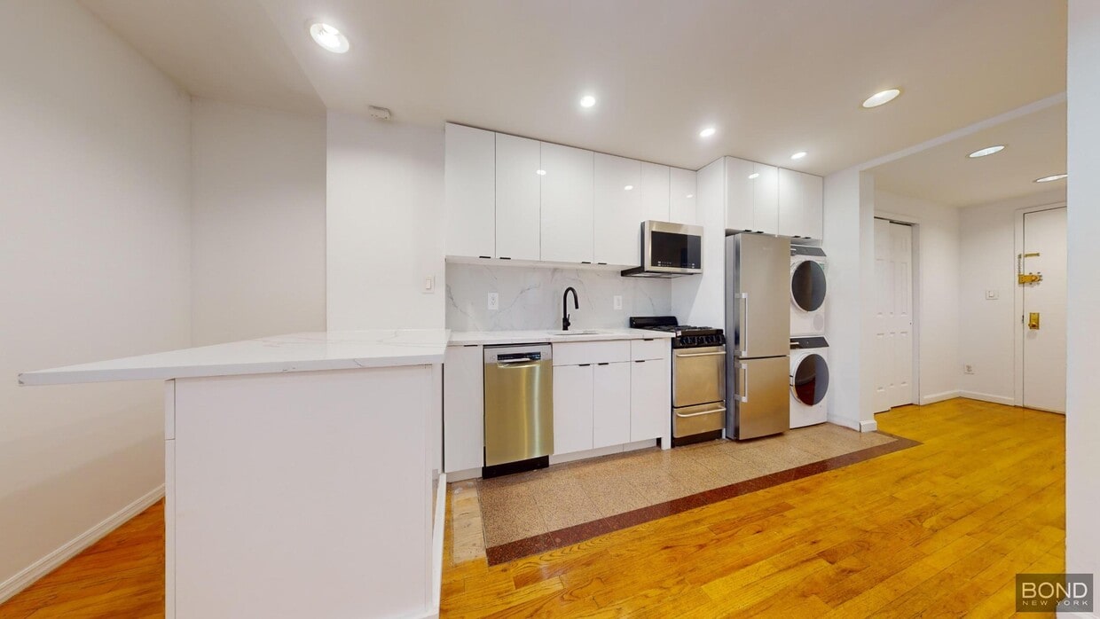 Primary Photo - 174 Second Avenue