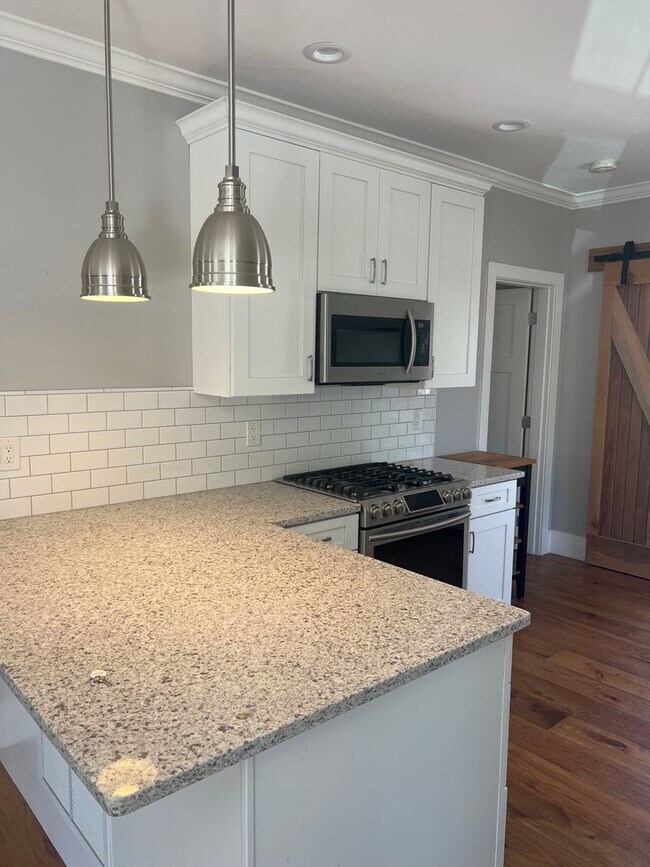 Foto del edificio - Charming Two bedroom Home