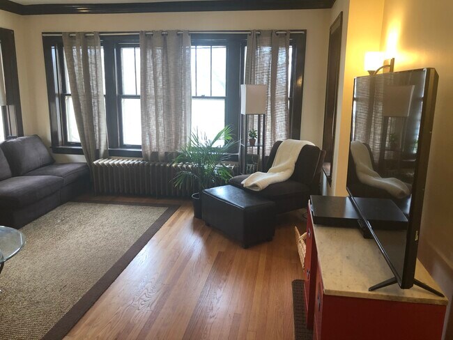 Foto del edificio - 3730 N Richmond St