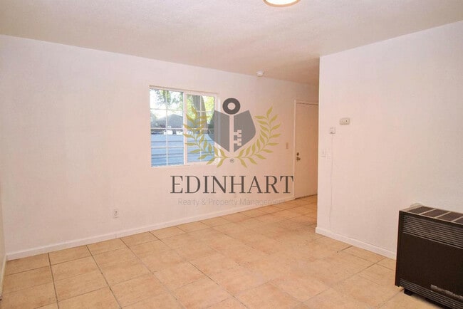 Building Photo - 3631 E Dwight Way