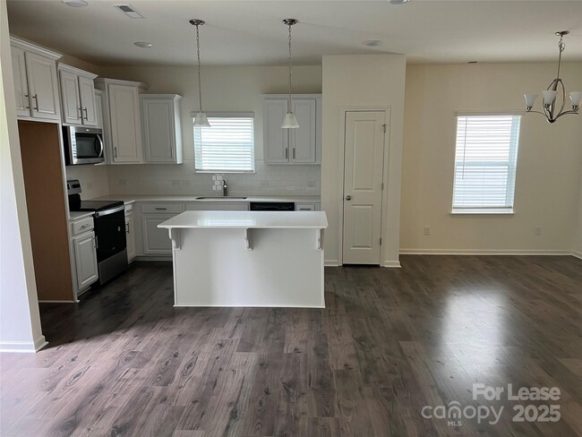 Building Photo - 1274 Scotch Meadows Loop