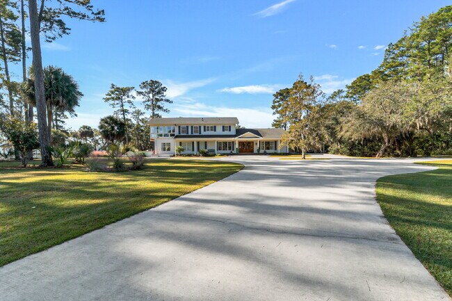 Foto del edificio - 45 Linden Plantation Dr