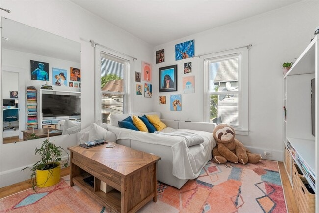 Foto del edificio - 32 Richardson St