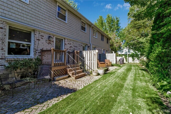 Foto del edificio - 666 W Ferry St