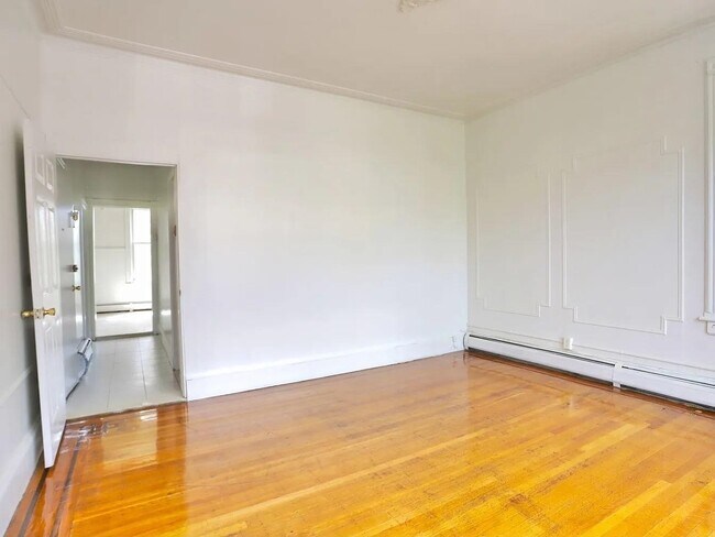Foto del edificio - 1708 Central Ave