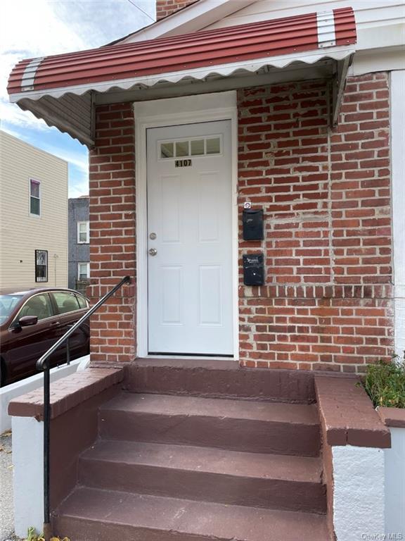 Foto principal - 4107 Bronxwood Ave
