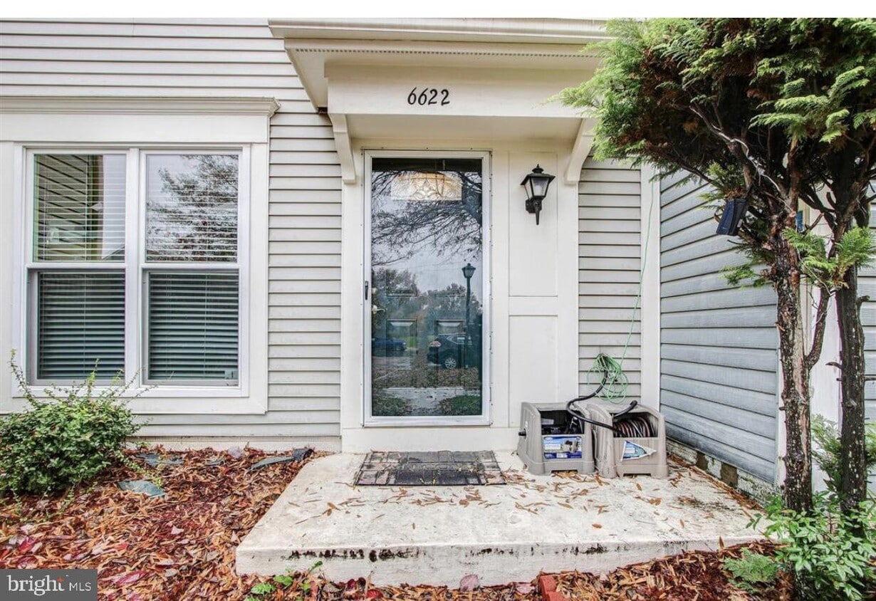6622 Morning View Ct, Alexandria, VA 22315 Townhouse for Rent in Alexandria, VA