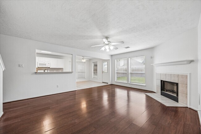 Foto del edificio - 5606 Cozy Terrace Ln