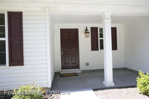 Building Photo - 216 Lumber St